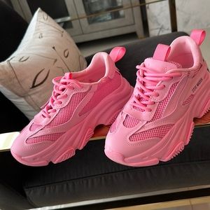 Neon pink chunky Sneakers (Steve Madden) size 6.5
